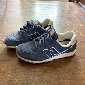 Dark navy blue New Balances 696 🦋
